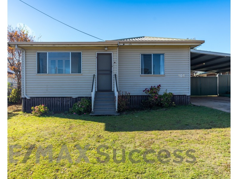104 Water Street, South Toowoomba QLD 4350