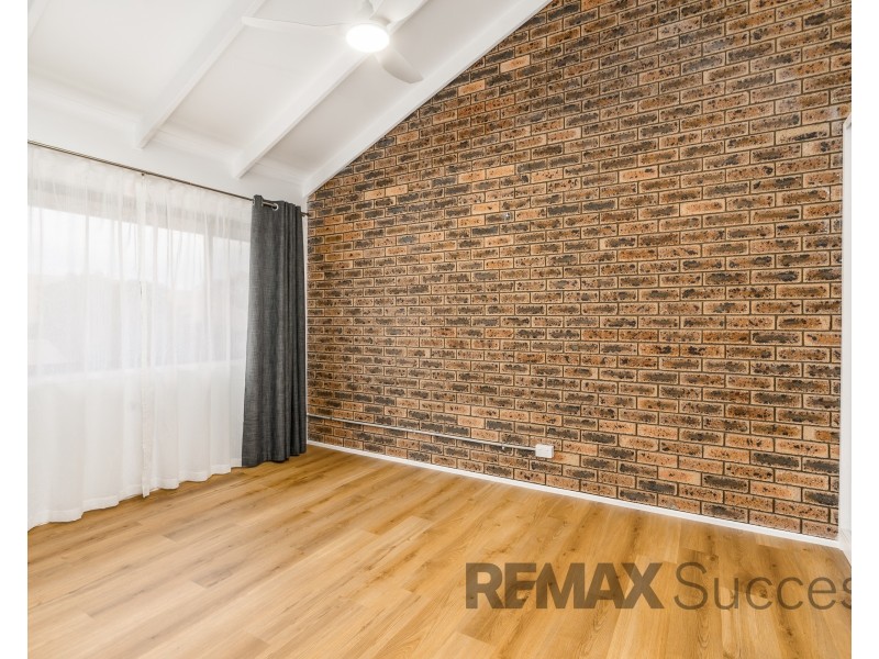 4/367-369 Margaret Street, Newtown QLD 4350
