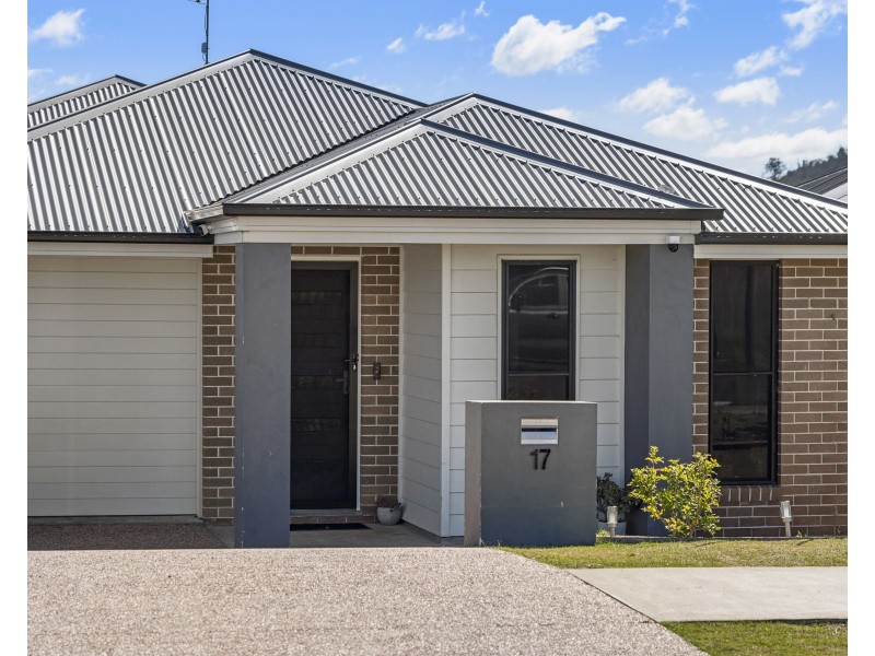 17 Whitewood Way, Cotswold Hills QLD 4350