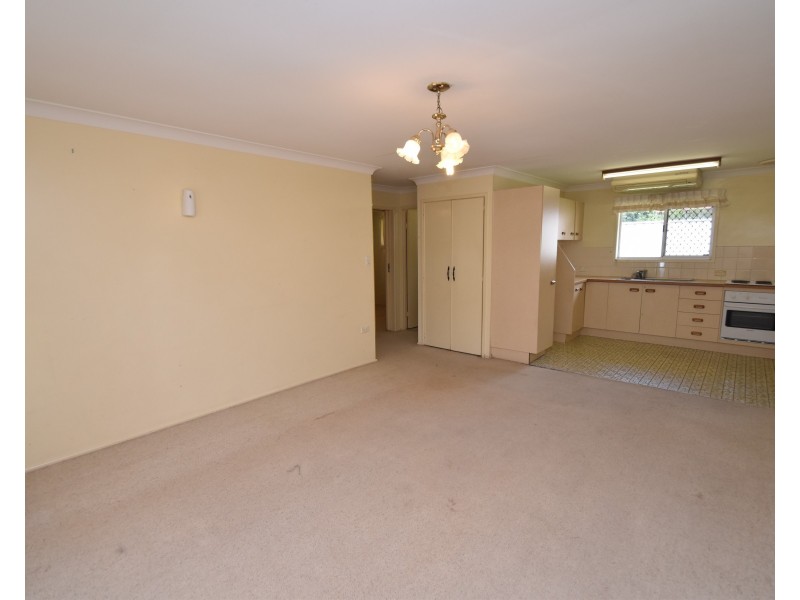 1/79 Anzac Avenue, Newtown QLD 4350