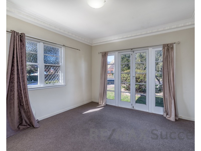 89 Hill Street, Newtown QLD 4350