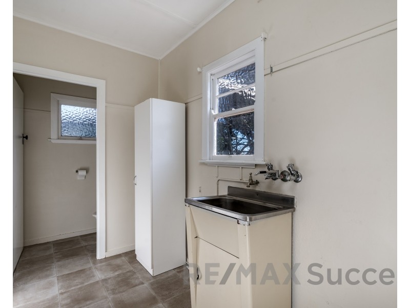 89 Hill Street, Newtown QLD 4350