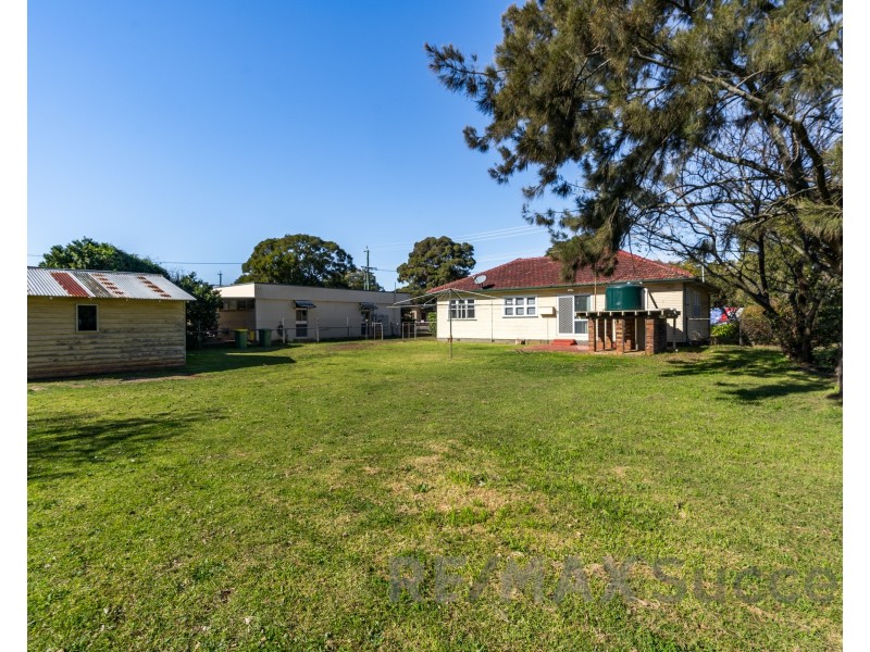 89 Hill Street, Newtown QLD 4350