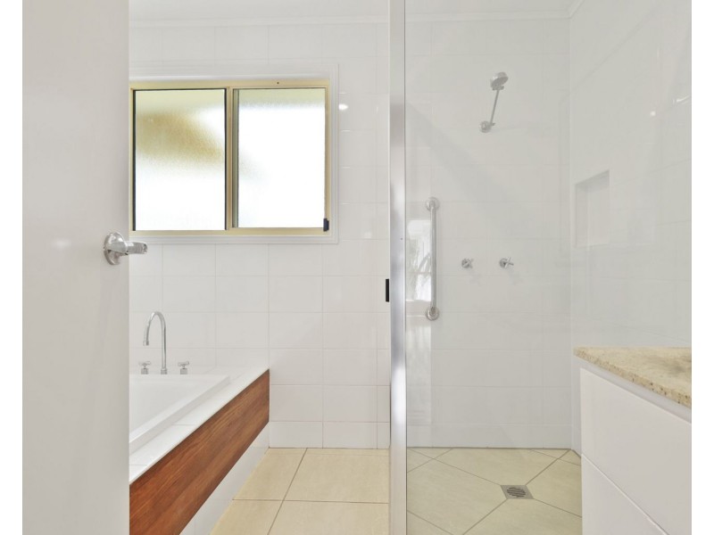 135 Kuhls Road, Highfields QLD 4352