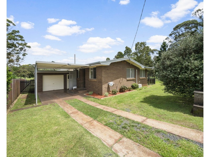 1 Balanga Court, South Toowoomba QLD 4350