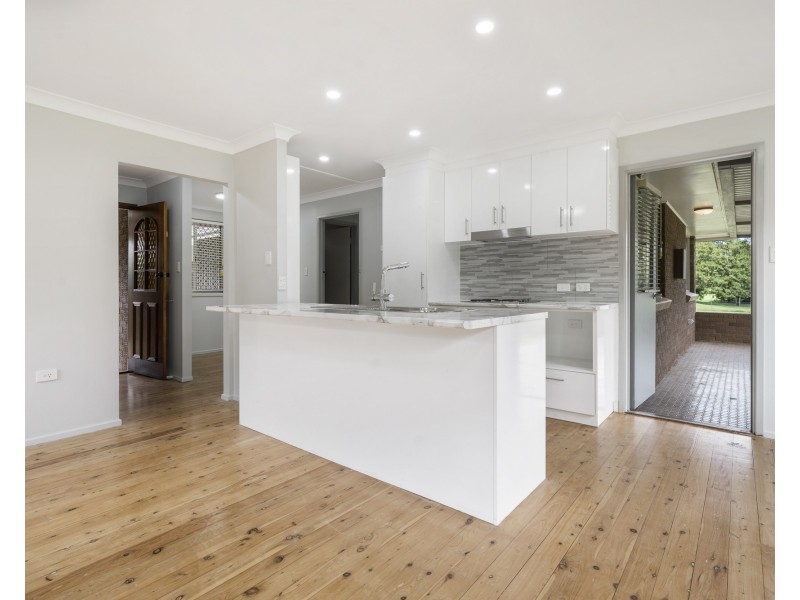 1 Balanga Court, South Toowoomba QLD 4350