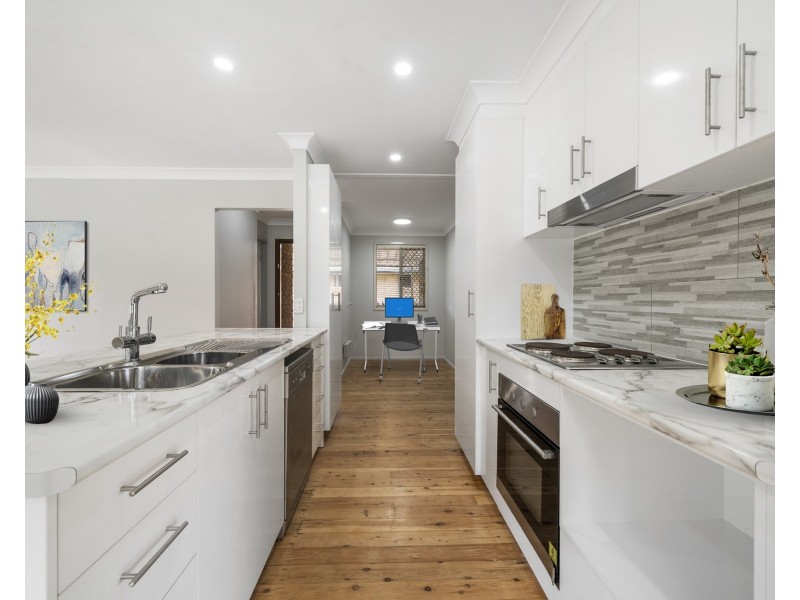 1 Balanga Court, South Toowoomba QLD 4350