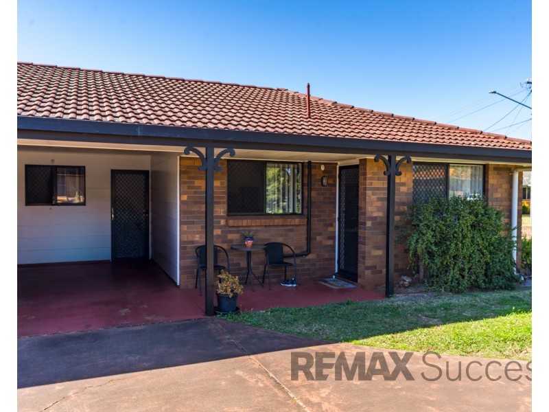 1/7 Zimmerle Street, Harristown QLD 4350