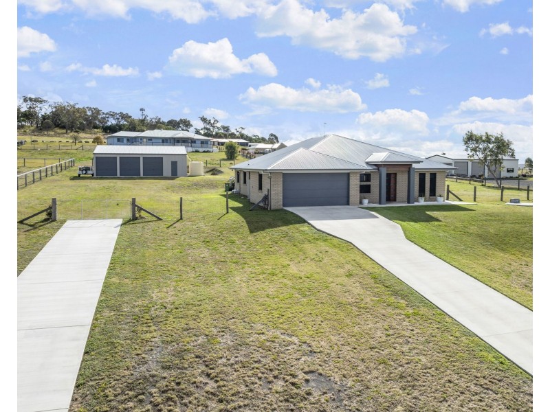 7 Nuffield Street, Kingsthorpe QLD 4400