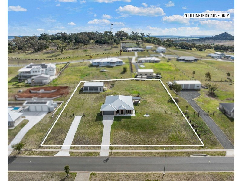 7 Nuffield Street, Kingsthorpe QLD 4400