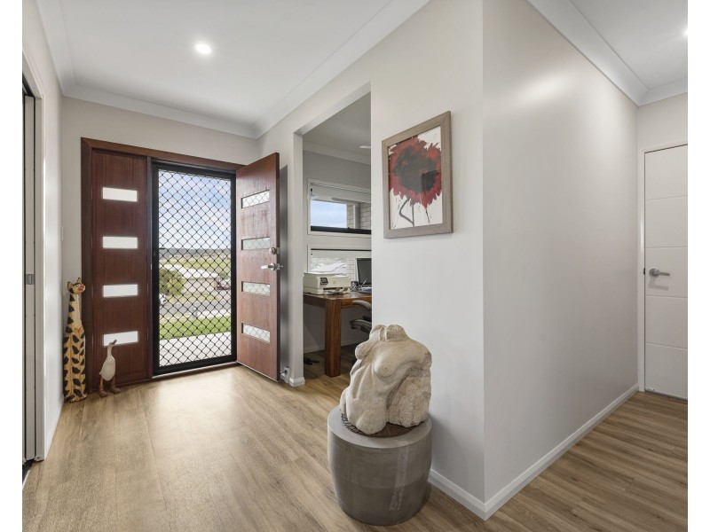 7 Nuffield Street, Kingsthorpe QLD 4400
