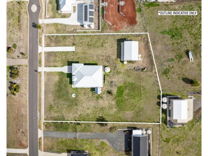 7 Nuffield Street, Kingsthorpe QLD 4400