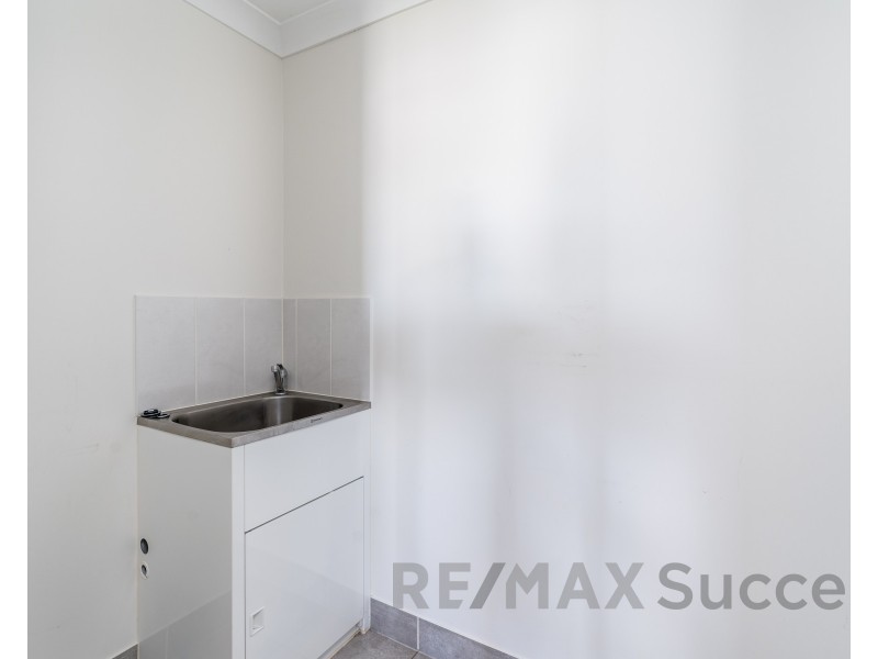 2/7 Magpie Drive, Cambooya QLD 4358