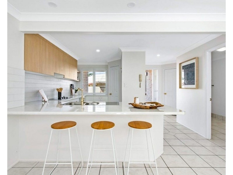 17/279 Mackenzie Street, Centenary Heights QLD 4350