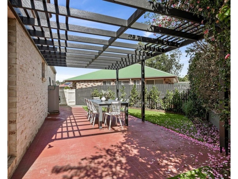 17/279 Mackenzie Street, Centenary Heights QLD 4350