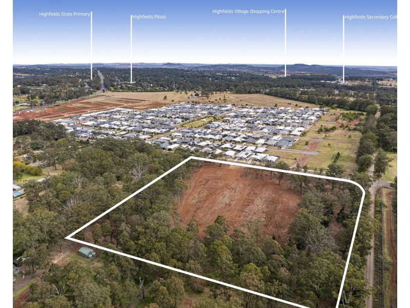 Lot 100 Mahs Court, Highfields QLD 4352