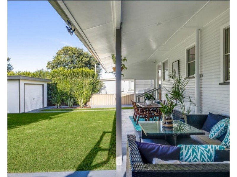 215 North Street, Rockville QLD 4350