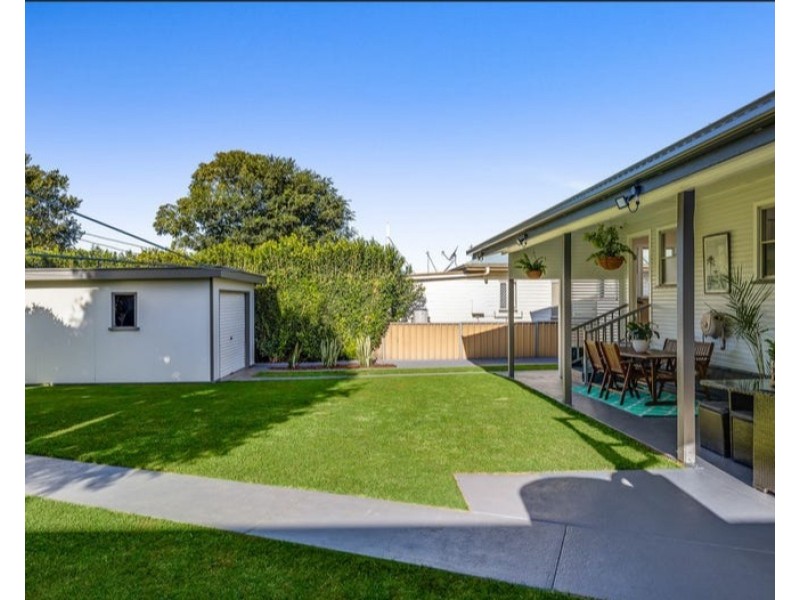 215 North Street, Rockville QLD 4350