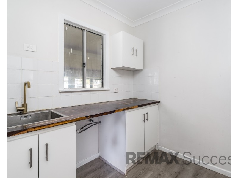 252A Campbell Street, Newtown QLD 4350