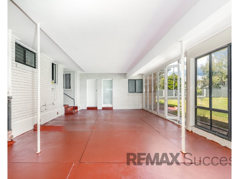 252A Campbell Street, Newtown QLD 4350