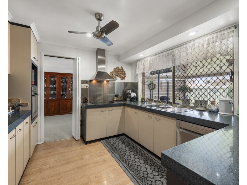 350 West Street, Kearneys Spring QLD 4350