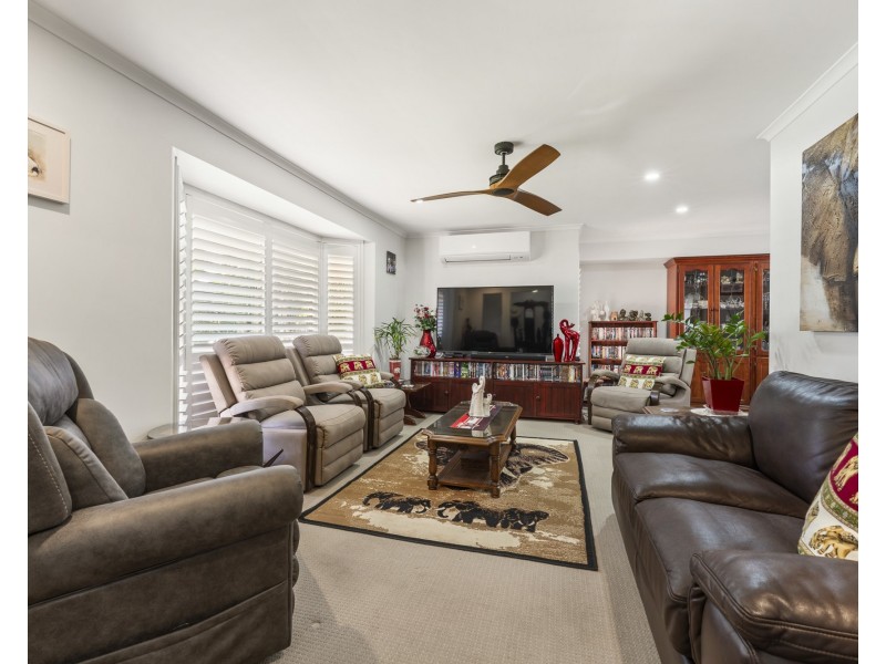 350 West Street, Kearneys Spring QLD 4350