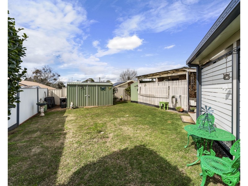 350 West Street, Kearneys Spring QLD 4350