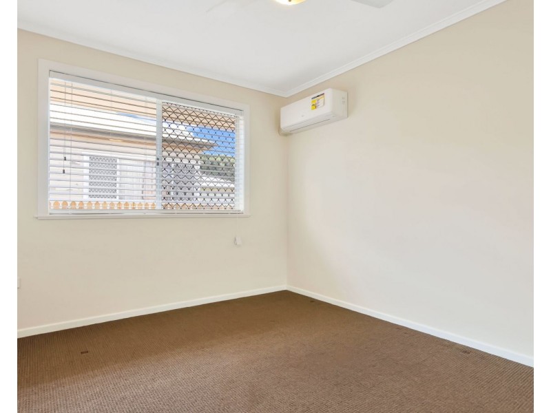 23 Matthews Street, Harristown QLD 4350
