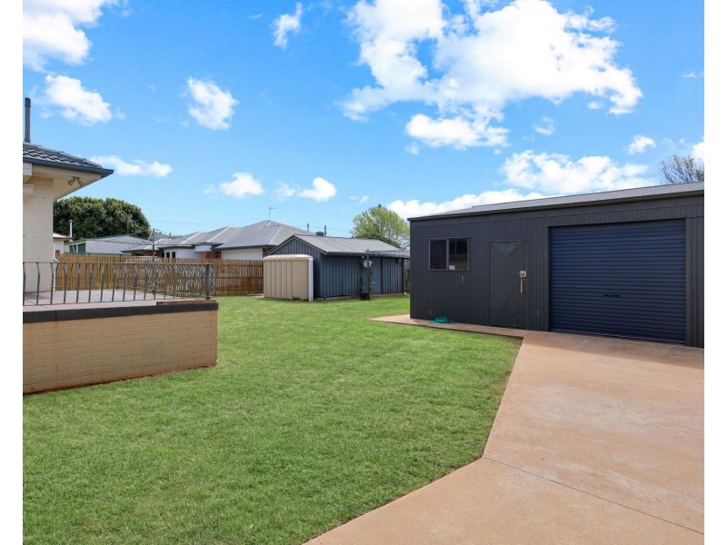 23 Matthews Street, Harristown QLD 4350