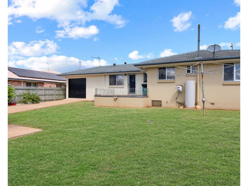 23 Matthews Street, Harristown QLD 4350