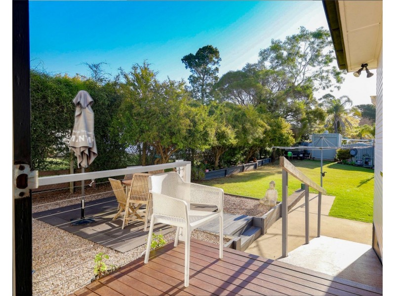 47 Hillview Avenue, Newtown QLD 4350