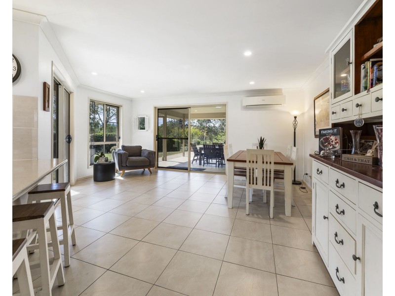 4 Jack Court, Murphys Creek QLD 4352