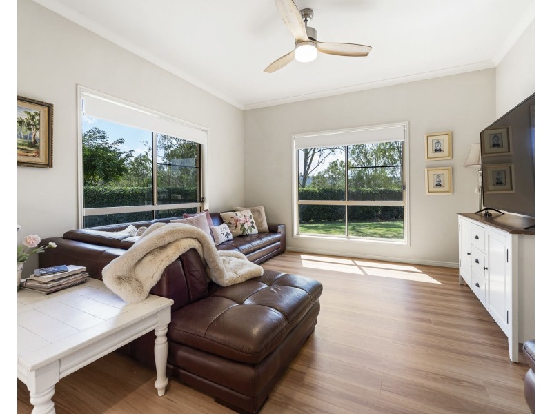 4 Jack Court, Murphys Creek QLD 4352