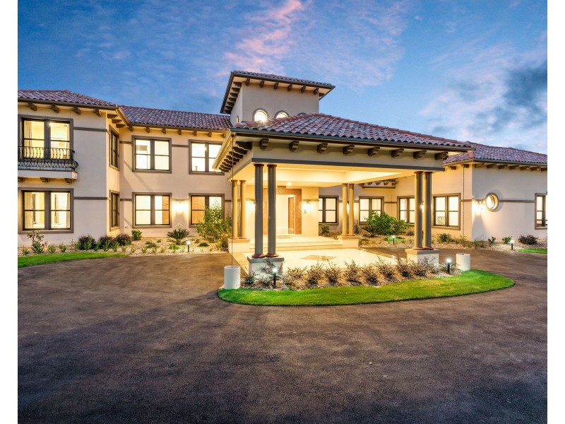14-16 Karaview Court, Rangeville QLD 4350