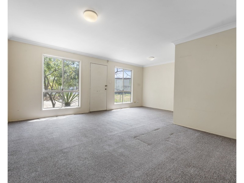 8 Railway Street, Helidon QLD 4344