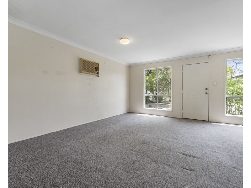 8 Railway Street, Helidon QLD 4344