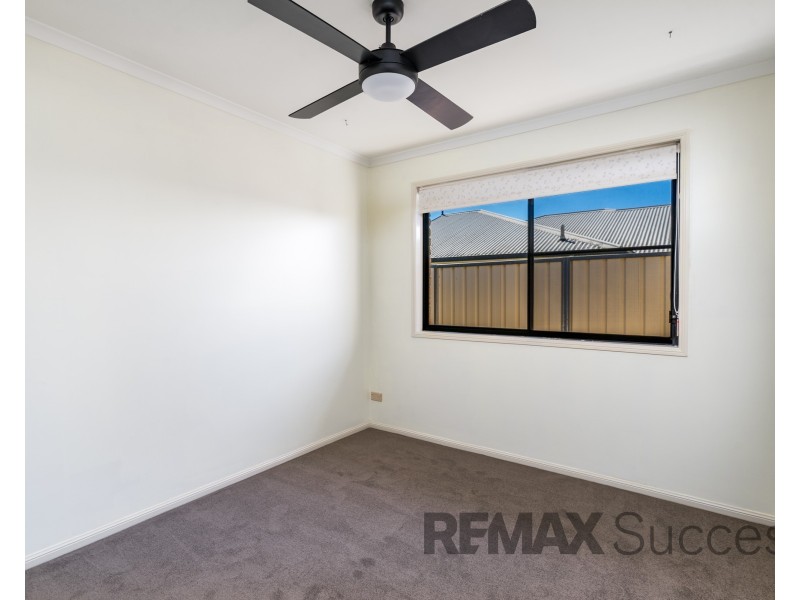 10 Paulene Crescent, Kearneys Spring QLD 4350