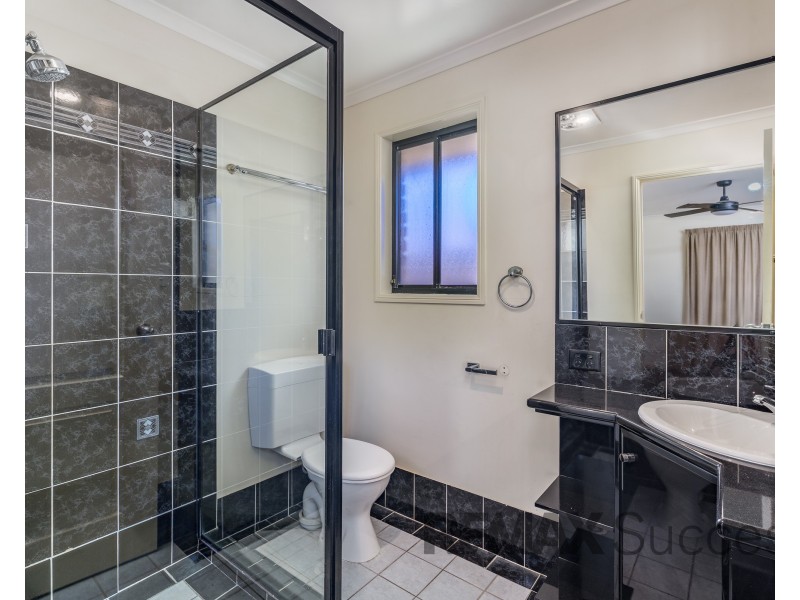 10 Paulene Crescent, Kearneys Spring QLD 4350