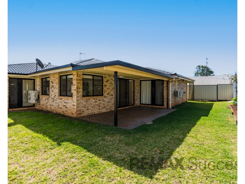 10 Paulene Crescent, Kearneys Spring QLD 4350
