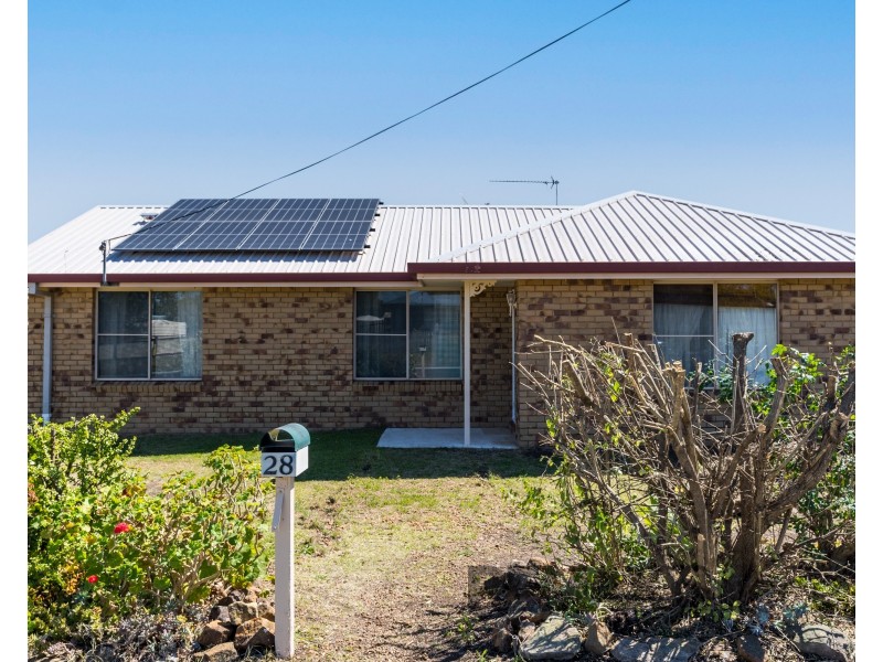 28 Gladstone Street, Wyreema QLD 4352