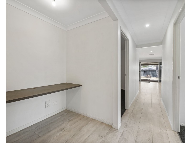 20 Kimdonn Drive, Withcott QLD 4352
