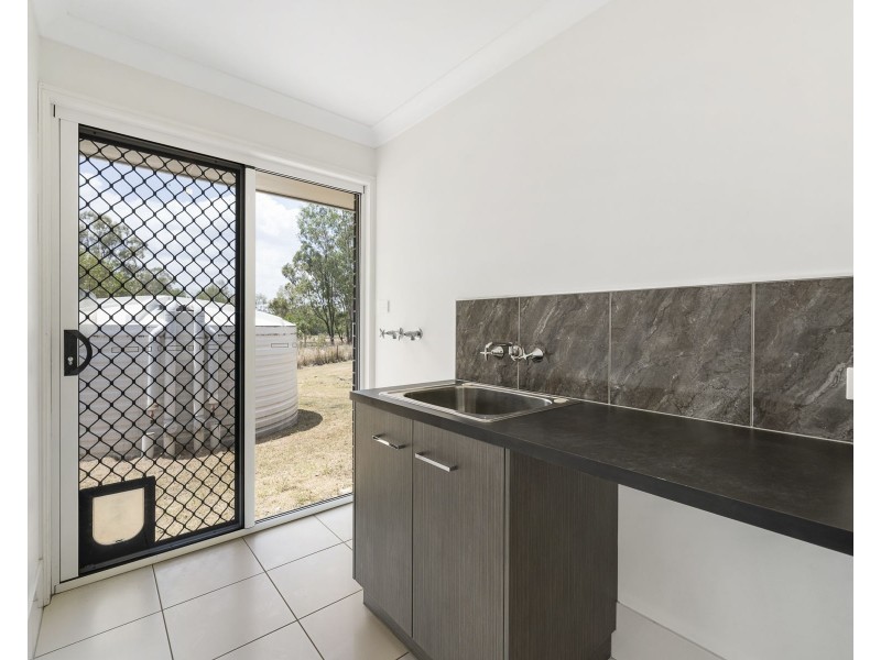 20 Kimdonn Drive, Withcott QLD 4352