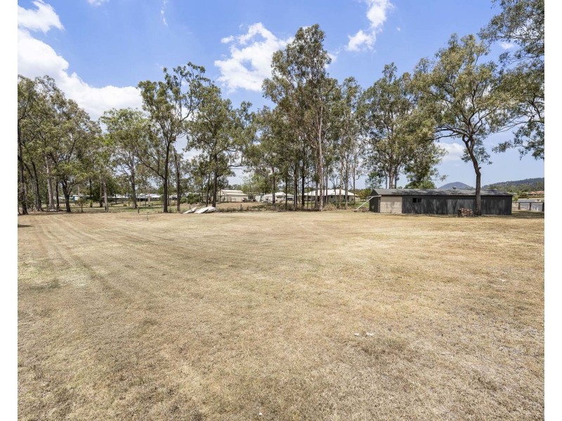 20 Kimdonn Drive, Withcott QLD 4352