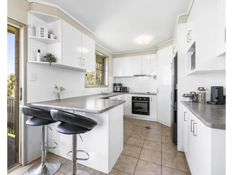 16a Gatfield Street, Newtown QLD 4350