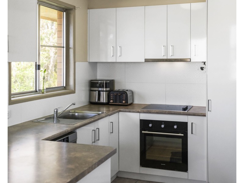 16a Gatfield Street, Newtown QLD 4350