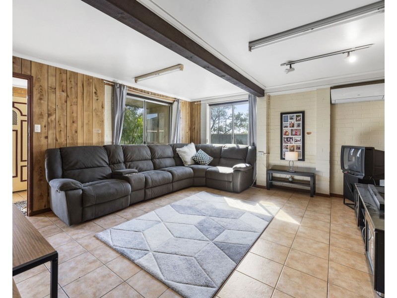 16a Gatfield Street, Newtown QLD 4350