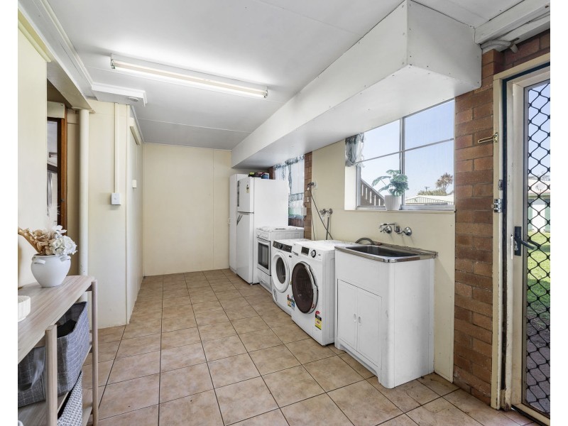 16a Gatfield Street, Newtown QLD 4350