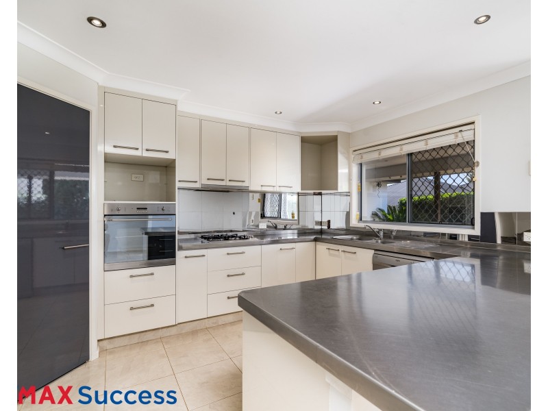 12 Quail Street, Rangeville QLD 4350