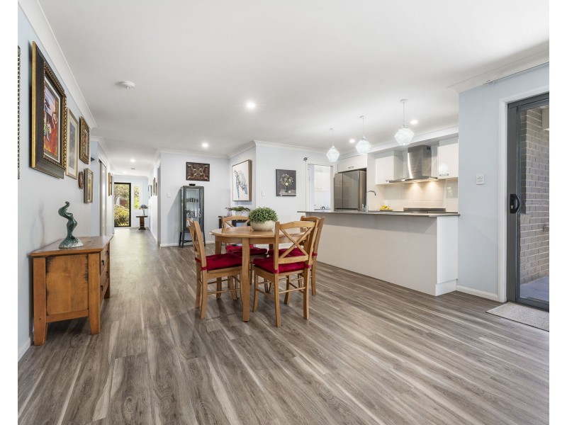 41 Lourdes Street, Middle Ridge QLD 4350