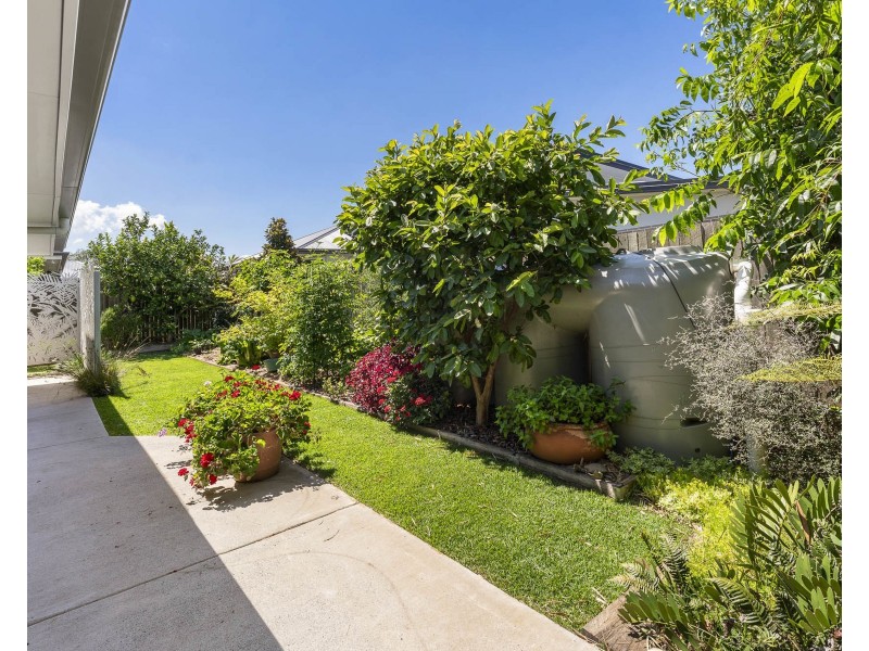 41 Lourdes Street, Middle Ridge QLD 4350